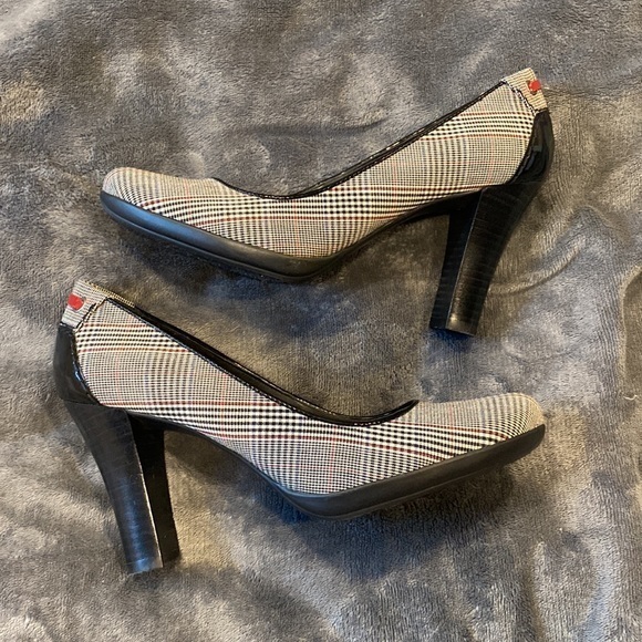 Vintage Black White & Red Plaid Houndstooth 3.5” Heels size 6 - Picture 2 of 8